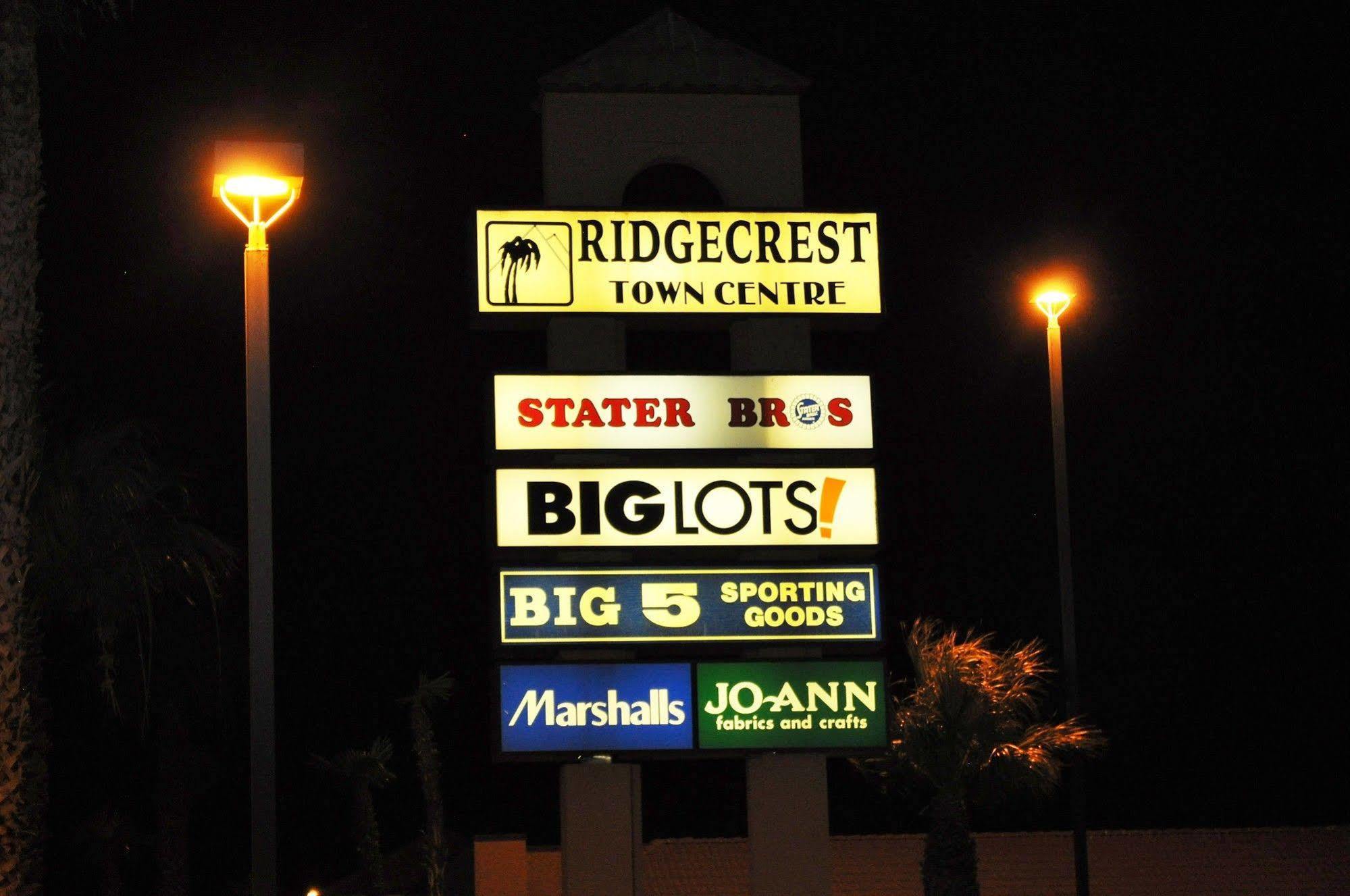 A Nights Inn Ridgecrest Extérieur photo